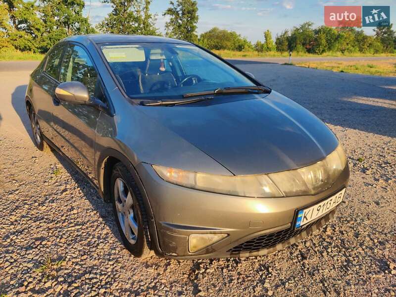 Хетчбек Honda Civic 2006 в Києві