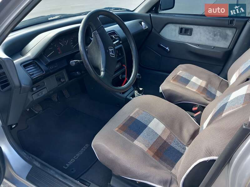 Седан Honda Civic 1990 в Новій Одесі