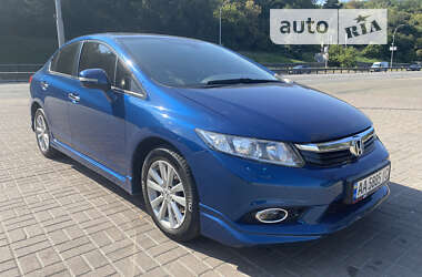 Седан Honda Civic 2012 в Киеве