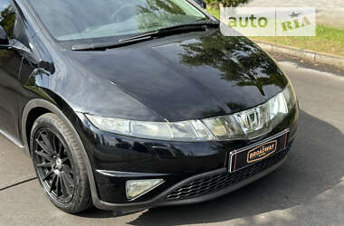 Хэтчбек Honda Civic 2008 в Киеве