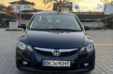 Седан Honda Civic 2010 в Ровно