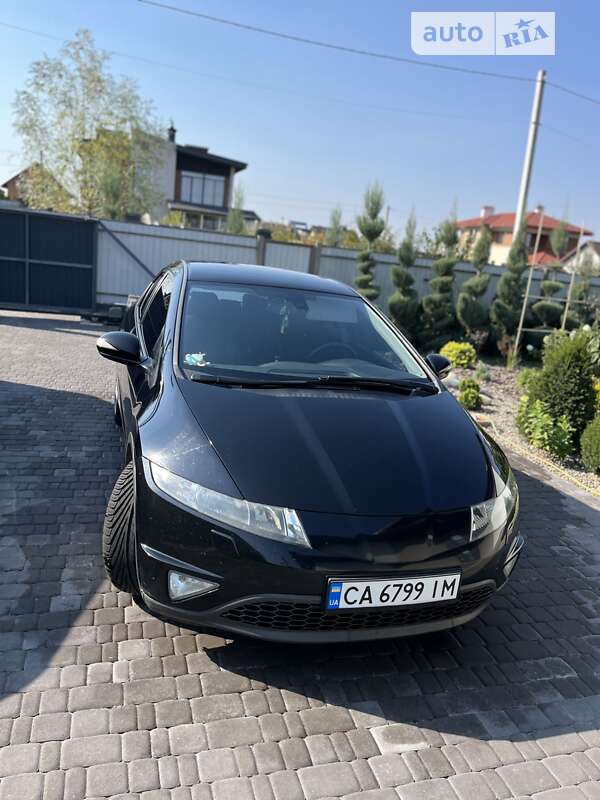 Хетчбек Honda Civic 2008 в Миронівці