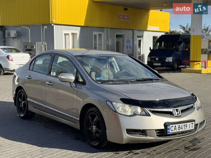 Седан Honda Civic 2006 в Смеле