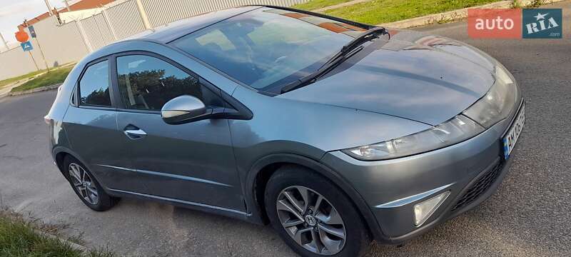 Хетчбек Honda Civic 2007 в Малині