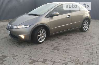 Хетчбек Honda Civic 2006 в Южноукраїнську