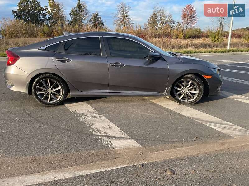 Седан Honda Civic 2018 в Хмельницком
