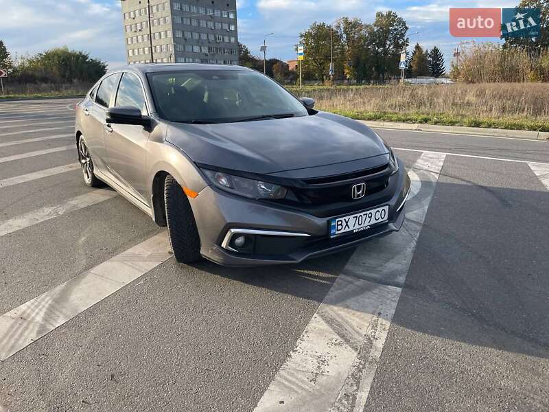 Седан Honda Civic 2018 в Хмельницком