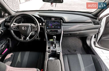 Хетчбек Honda Civic 2018 в 