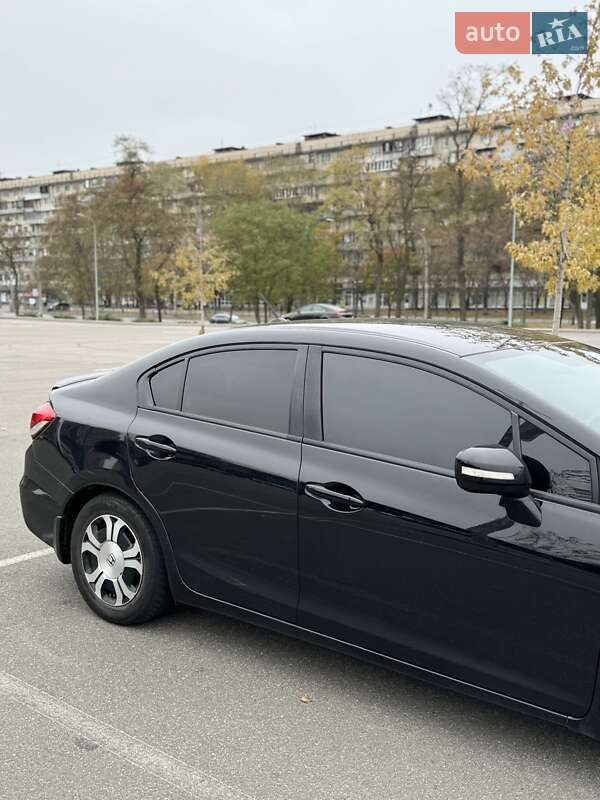 Седан Honda Civic 2013 в Києві