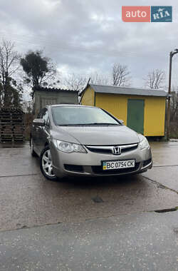 Седан Honda Civic 2008 в Стрию