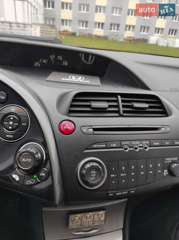 Хэтчбек Honda Civic 2006 в Сокале фото 28 Хэтчбек Honda Civic 2006 в Сокале