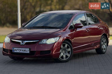 Седан Honda Civic 2008 в Днепре