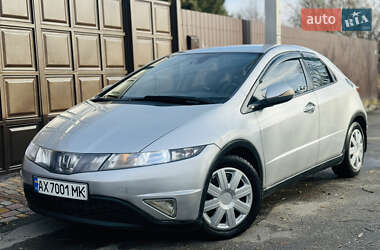 Хэтчбек Honda Civic 2006 в Харькове