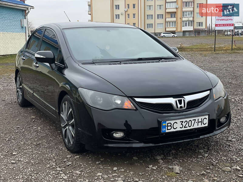 Седан Honda Civic 2009 в Львове