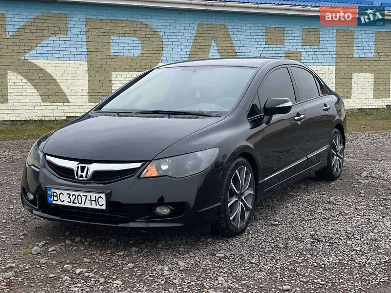 Седан Honda Civic 2009 в Львове