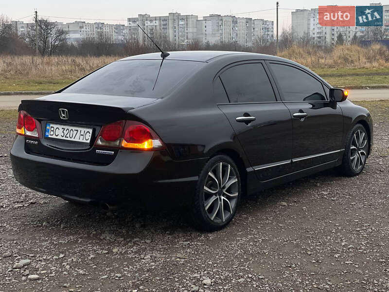 Седан Honda Civic 2009 в Львове
