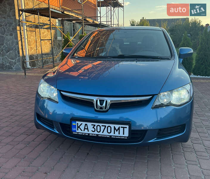 Седан Honda Civic 2007 в Киеве