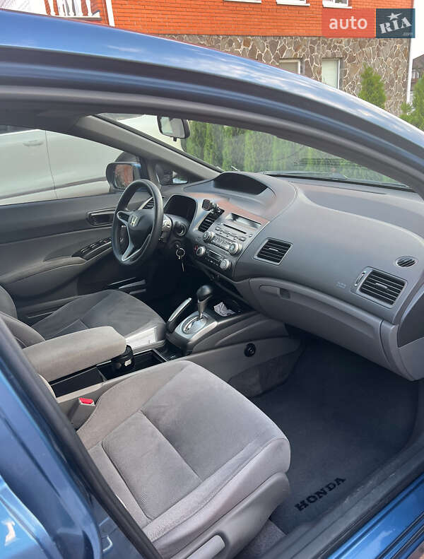 Седан Honda Civic 2007 в Киеве