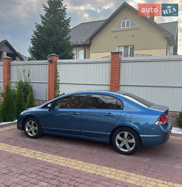 Седан Honda Civic 2007 в Киеве
