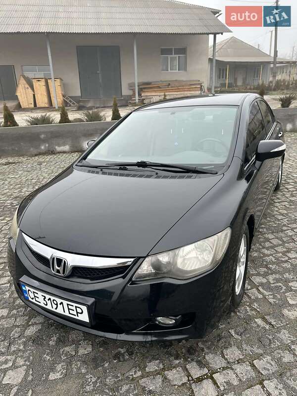 Седан Honda Civic 2009 в Кельменцах