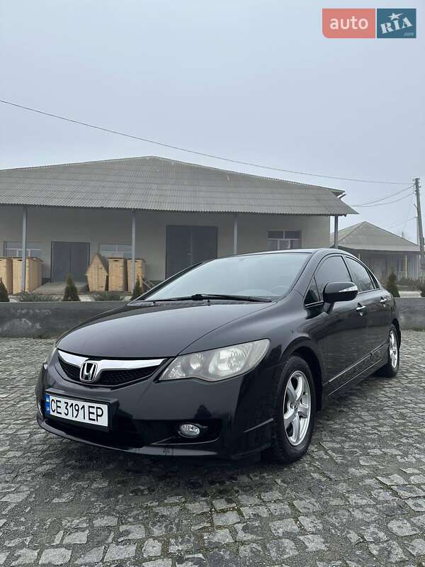 Седан Honda Civic 2009 в Кельменцах