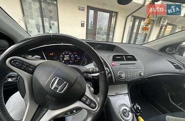 Хэтчбек Honda Civic 2006 в Ровно