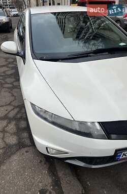 Хэтчбек Honda Civic 2010 в Одессе