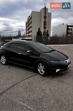 Хэтчбек Honda Civic 2009 в Харькове