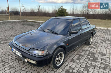 Седан Honda Civic 1990 в Надворной