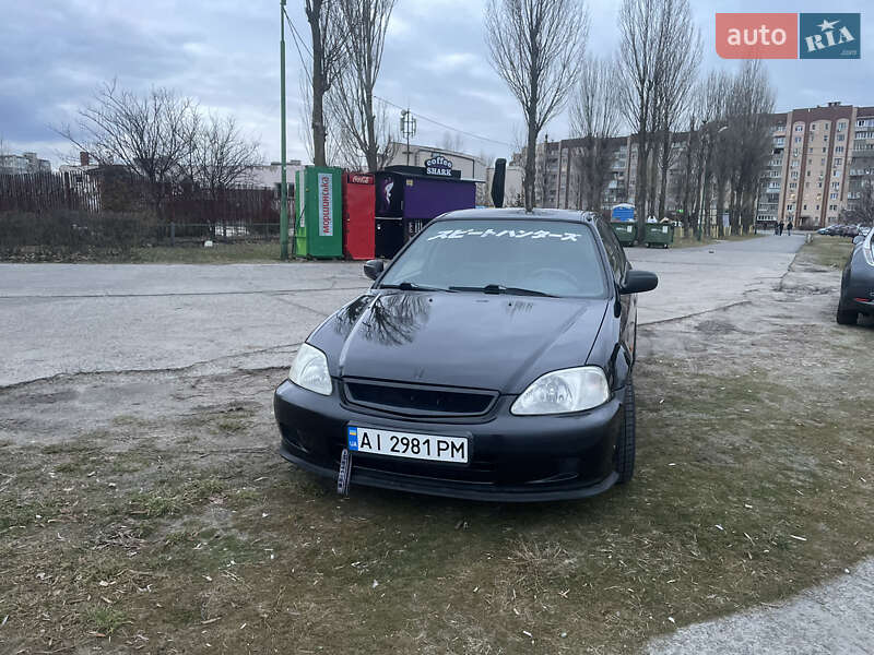Седан Honda Civic 1999 в Украинке