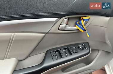Седан Honda Civic 2013 в 