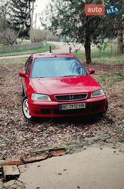 Ліфтбек Honda Civic 1995 в Бродах