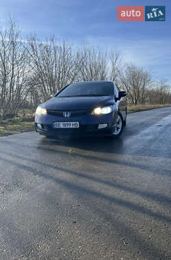 Седан Honda Civic 2008 в Доброславе