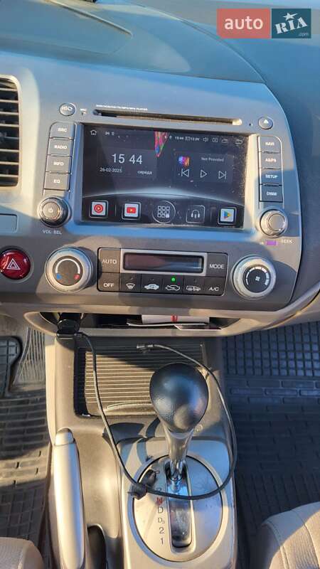 Седан Honda Civic 2007 в Львові