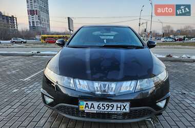 Хэтчбек Honda Civic 2008 в Киеве