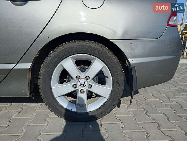 Седан Honda Civic 2008 в Луцке