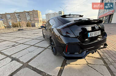 Хэтчбек Honda Civic 2017 в 