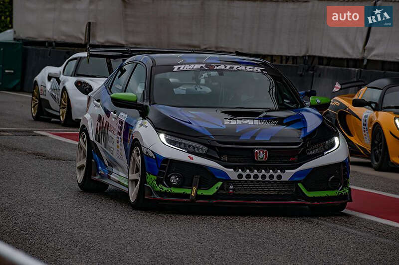 Седан Honda Civic 2017 в Киеве