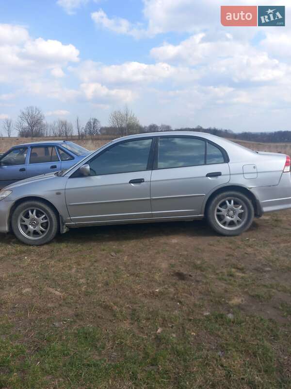 Седан Honda Civic 2004 в Львові