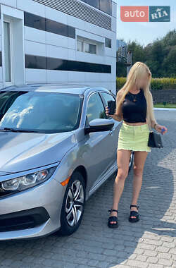 Седан Honda Civic 2018 в 