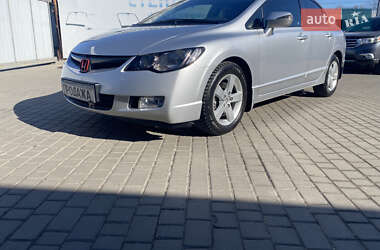 Седан Honda Civic 2008 в Днепре