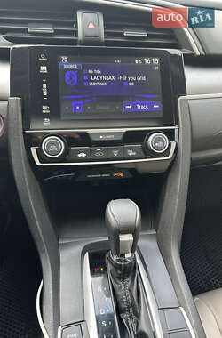 Хетчбек Honda Civic 2018 в 
