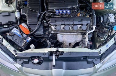 Седан Honda Civic 2005 в 