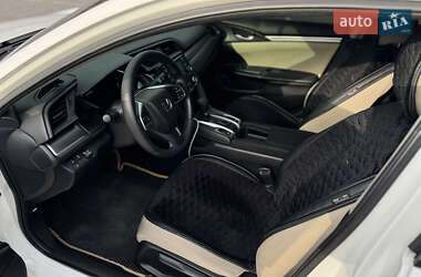 Седан Honda Civic 2017 в 