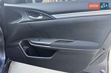 Хэтчбек Honda Civic 2018 в 