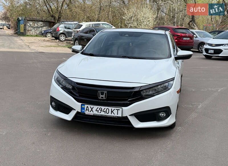 Купе Honda Civic 2018 в 