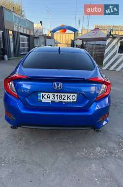 Седан Honda Civic 2016 в 