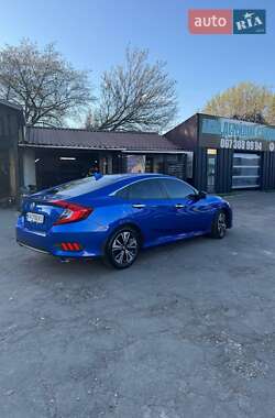Седан Honda Civic 2016 в 