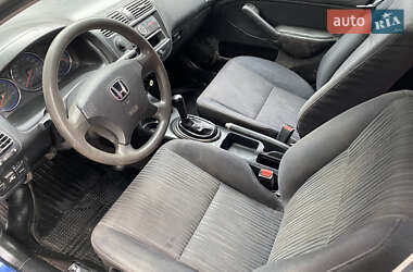 Седан Honda Civic 2004 в 