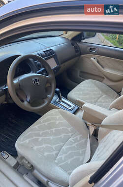 Седан Honda Civic 2004 в 